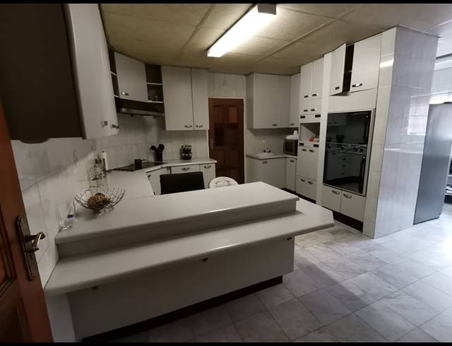 4 BEDROOM HOUSE FOR SALE IN ZINNIAVILLE